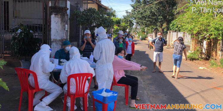 TP Buôn Ma Thuột ngày đầu test nhanh 49 ca dương tính SARS-CoV-2