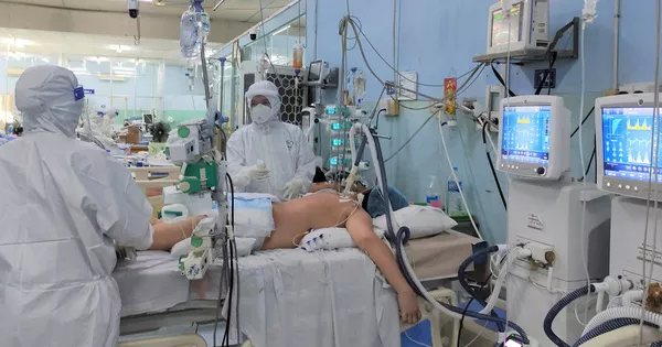 Cảnh giác nguy cơ xuất hiện đợt dịch thứ 5
