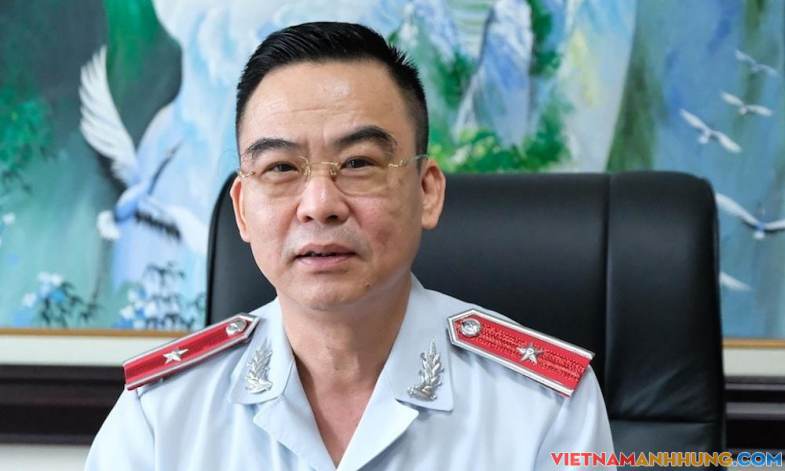 ‘Chủ tịch, Bí thư tỉnh ủy nên trả lời tin nhắn của dân’