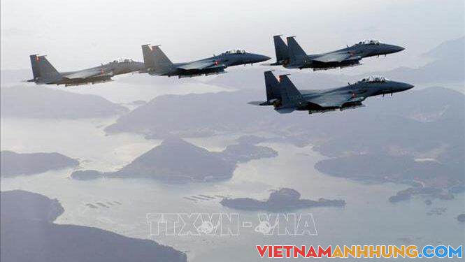 Hàn Quốc và Nga thiết lập đường dây nóng quân sự