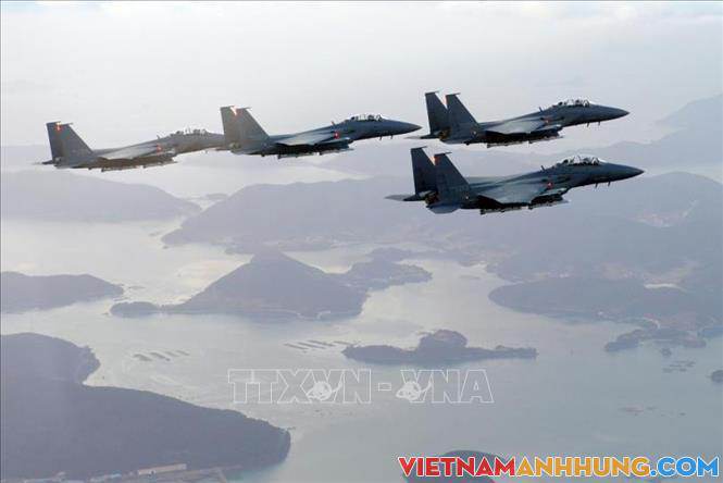 Hàn Quốc và Nga thiết lập đường dây nóng quân sự