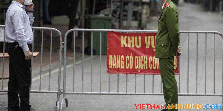 Hàng trăm xã, phường ‘chuyển màu’ cấp độ dịch bệnh