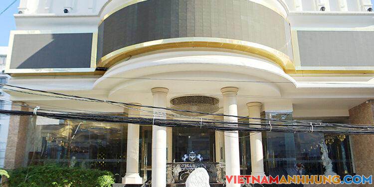 Khánh Hòa cho quán bar, massage hoạt động trở lại