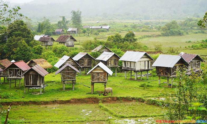 Kho thóc của người đồng bào Tây Nguyên