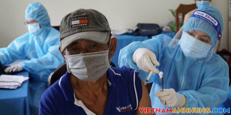 Nam Bộ, Tây Nguyên sẽ được phủ vaccine trong 5 ngày