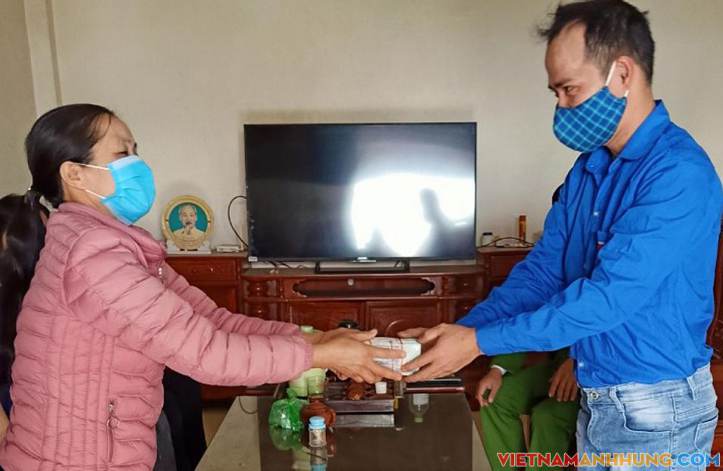 Người đàn ông trả lại 400 triệu đồng nhặt được