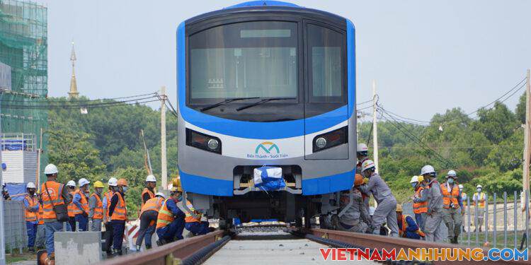 Thêm bốn tàu Metro Số 1 sắp về TP HCM