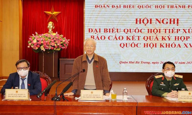 Tổng bí thư: Chống tiêu cực là chống suy thoái tư tưởng chính trị