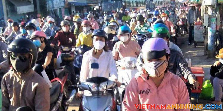 Ùn tắc tại chốt kiểm soát dịch ở Bình Thuận