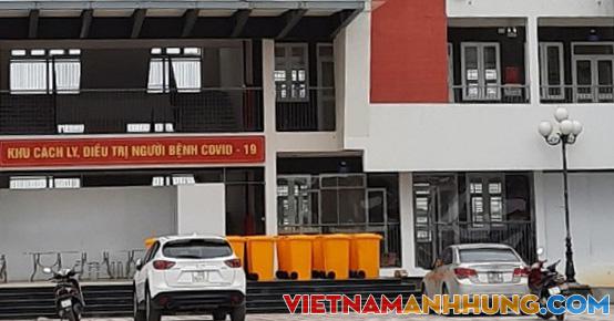 Cận cảnh những trạm y tế lưu động Hà Nội điều trị F0 đầu tiên