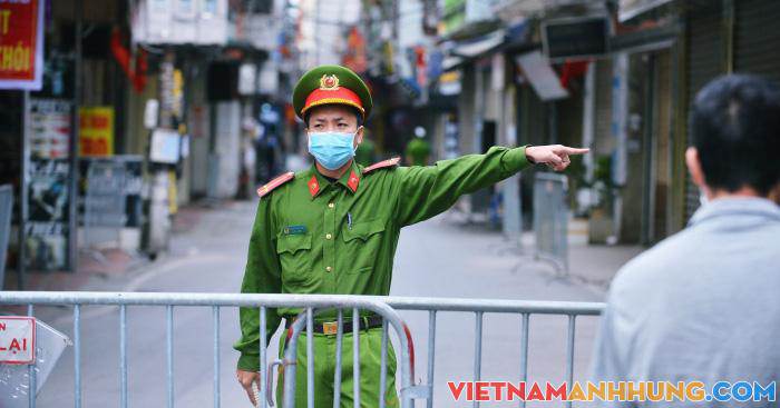 Vì sao Hà Nội không cách ly F0 tại nhà?