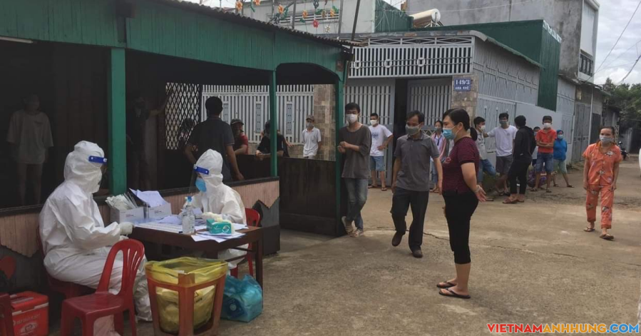 Số ca mắc Covid-19 tăng mạnh, Bộ Y tế lập tổ công tác hỗ trợ