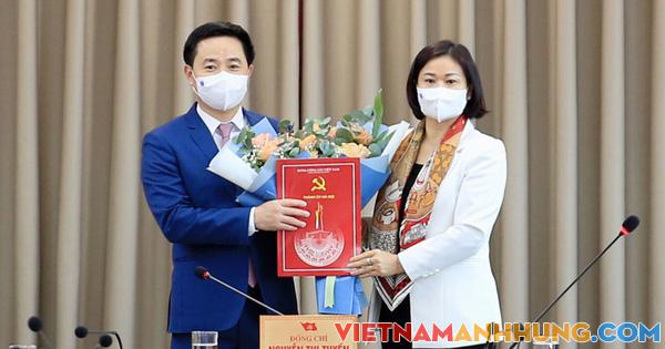 Điều động và thay đổi Chánh văn phòng Thành uỷ Hà Nội