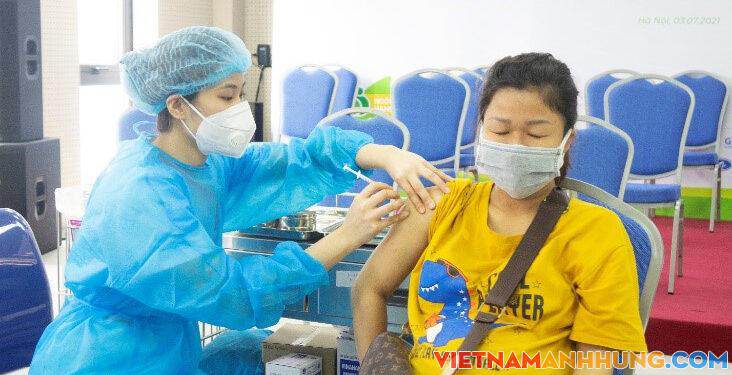 Số ca Covid-19 mới ngày 9/11 vượt qua 8.000 ca, Hà Nội tăng mạnh