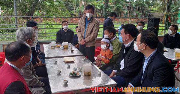 Vụ 2 người tử vong sau tiêm vắc-xin Covid-19: Thăm hỏi, chia sẻ mất mát