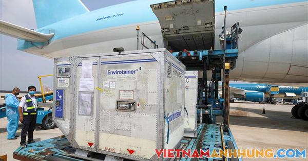 Tổng cục Hải quan phản hồi vụ 22 ngàn lon sữa về TP HCM 1 tháng chưa lấy ra được