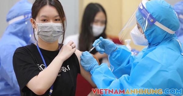 Ngày 25-11, thêm 5.627 người khỏi bệnh và 12.450 ca mắc Covid-19