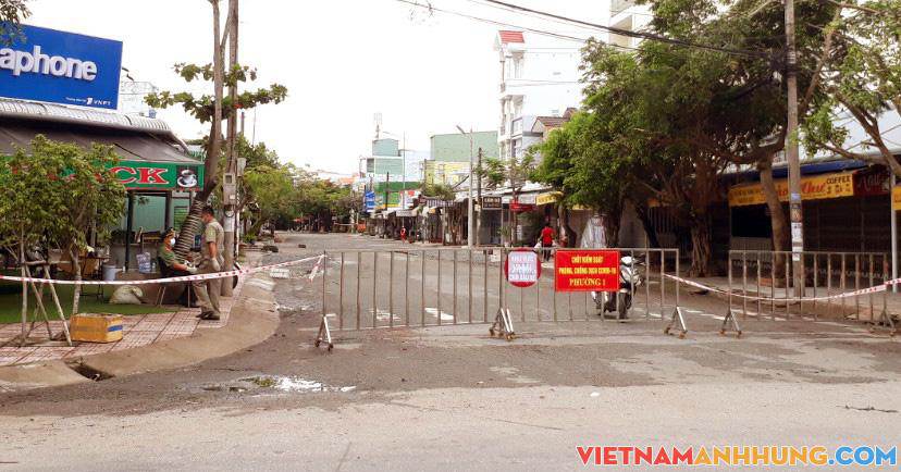 Sở Y tế nói lí do thắt chặt việc ra đường của người dân