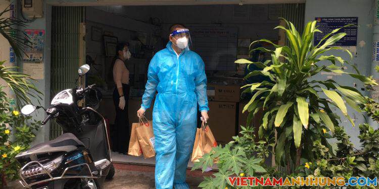 Y tế phường đuối sức với các F0