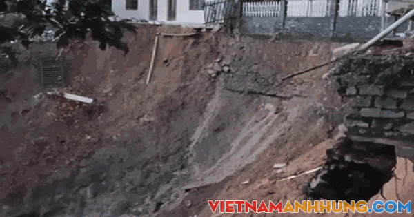 CLIP: Sạt lở uy hiếp gần 10 nhà và khách sạn ngay trung tâm TP Đà Lạt