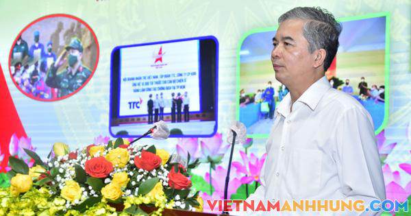 Bộ Tư lệnh TP HCM tôn vinh 89 tập thể, 18 cá nhân đồng hành phòng, chống dịch Covid-19
