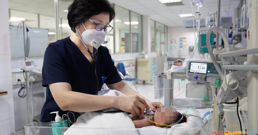 Cho con ăn sái thuốc phiện để “chắc dạ”, trẻ 2 ngày tuổi nguy kịch