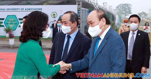 Chủ tịch nước Nguyễn Xuân Phúc: Quan tâm đầu tư, bồi dưỡng đội ngũ cán bộ, giảng viên