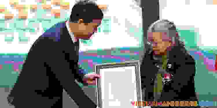 Tôn vinh chàng trai quên mình cứu 3 bạn