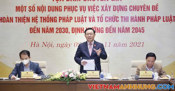 Chủ tịch Quốc hội chủ trì tọa đàm về hoàn thiện Nhà nước pháp quyền XHCN Việt Nam