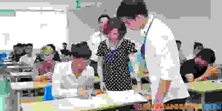 Lao động bức xúc vì không được nộp hồ sơ dự thi tiếng Hàn