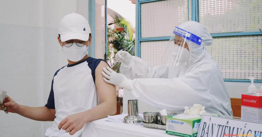 Số liều vaccine Covid-19 được tiêm cao kỷ lục