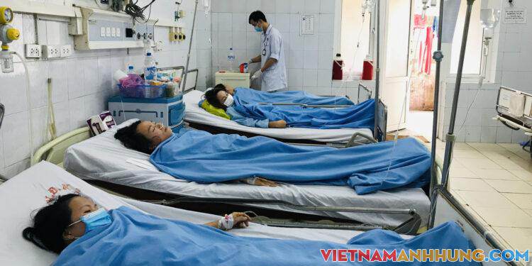 10 công nhân hết sốc phản vệ