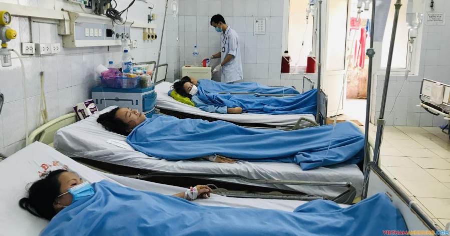 10 công nhân hết sốc phản vệ