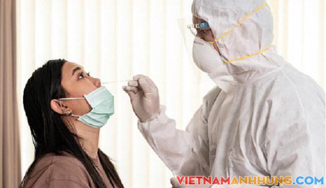 Test nhanh COVID-19 liên tục có gây hại cho mũi?