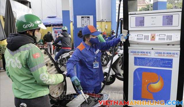 Giá xăng sắp tăng trở lại?