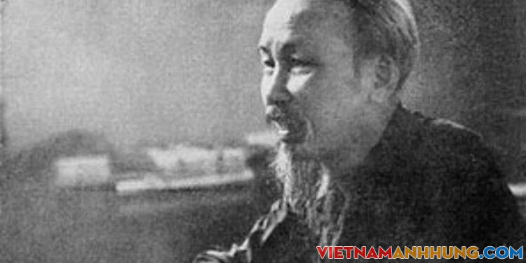 Bác Hồ kính yêu sống mãi trong lòng nhân dân