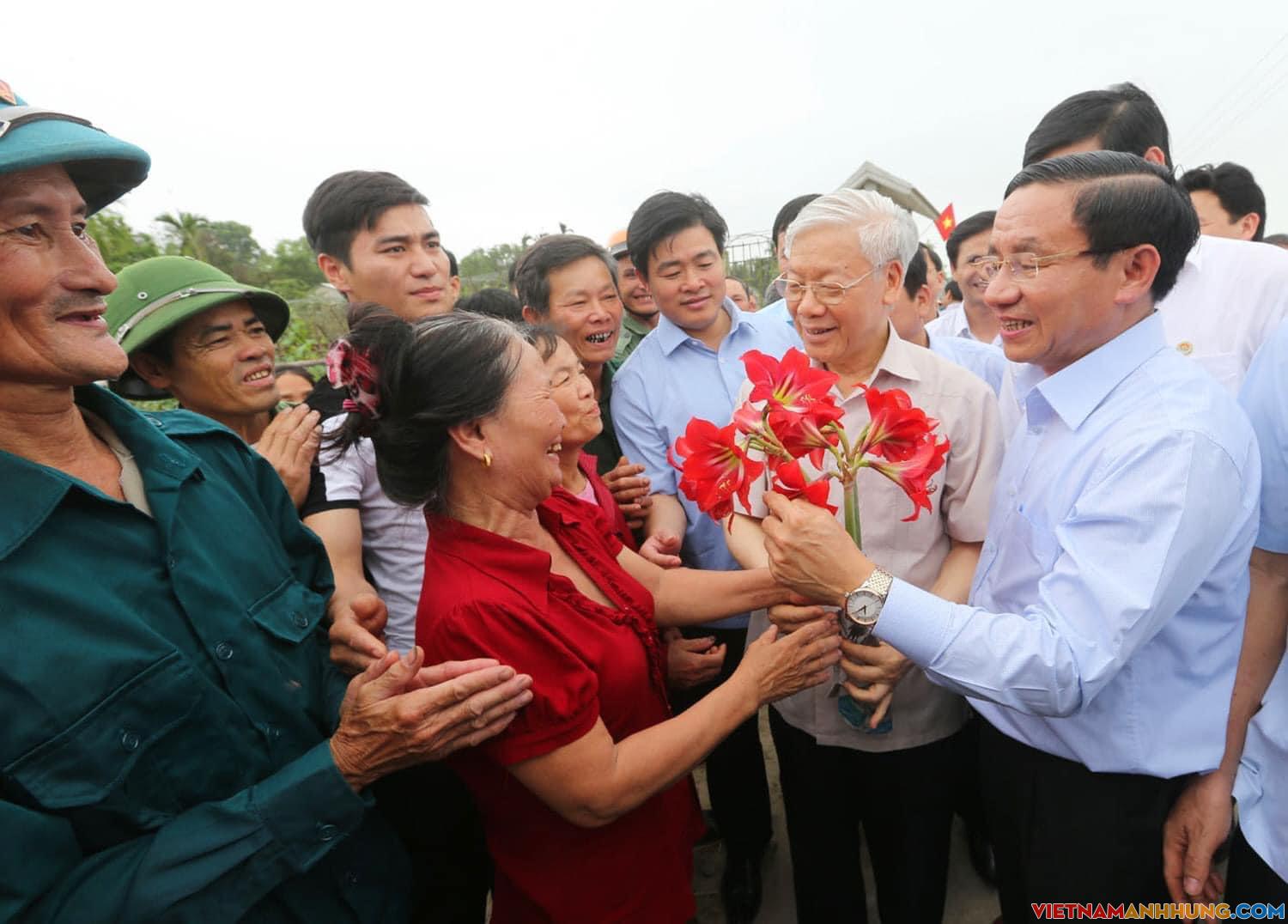 Dựa vào dân để xây dựng, chỉnh đốn Đảng