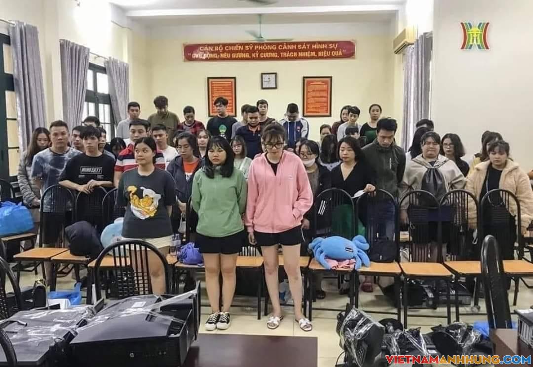 Đường dây “tín dụng đen” ghép ảnh con nợ để bôi nhọ trên mạng xã hội