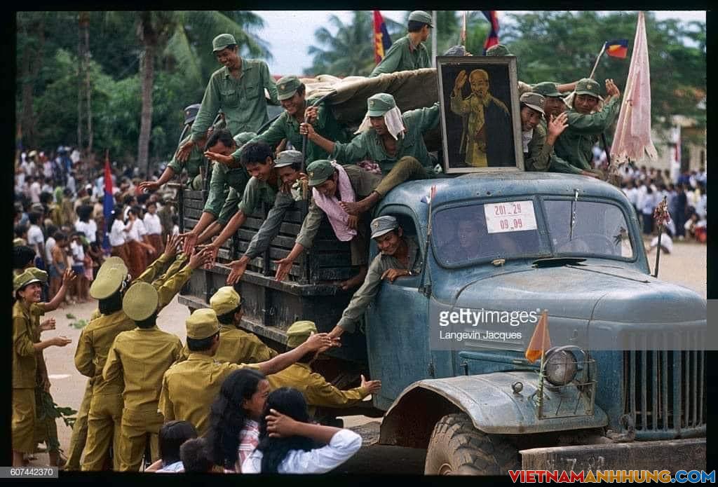 Việt Nam đánh tan 20 sư đoàn Khmer Đỏ như thế nào?