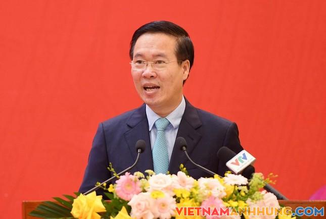 Bộ Chính trị: Tạm dừng mô hình Trưởng Ban Tổ chức đồng thời là Giám đốc Sở Nội vụ