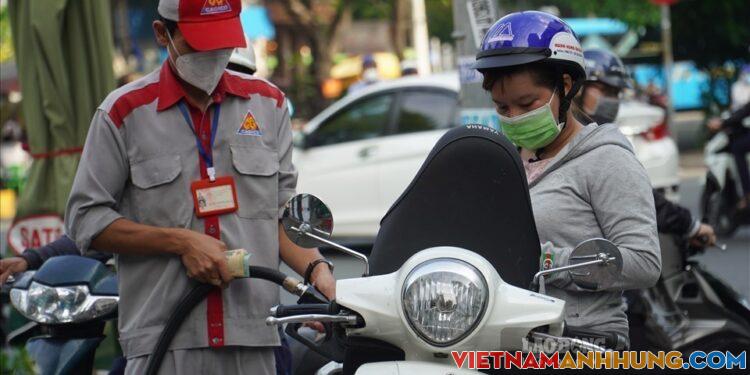 Giá xăng tiếp tục giảm trong kỳ tới, liệu có về ngưỡng 23.000 đồng/lít?