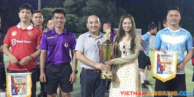 Khai mạc Giải bóng đá Over 35 – Cúp Phạm Gia Khang 2022