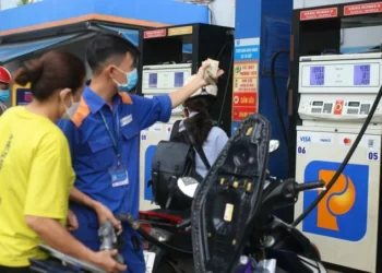 Giá xăng dầu đồng loạt giảm từ chiều nay