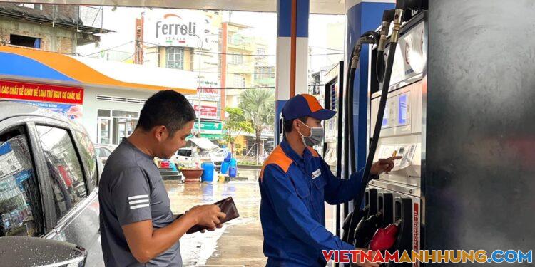 Dự báo giá xăng dầu tiếp tục tăng