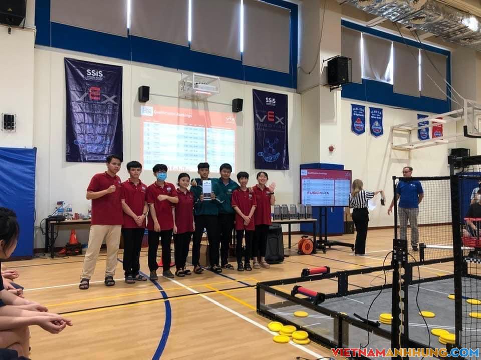 Trường THPT Chi Lăng – Gia Lai Vô địch giải Robotics lớn nhất Việt Nam