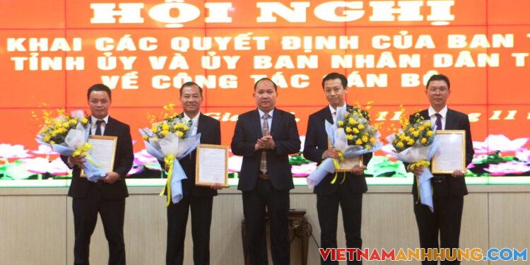 Gia Lai công bố các quyết định của Ban Thường vụ Tỉnh ủy và UBND tỉnh về công tác cán bộ