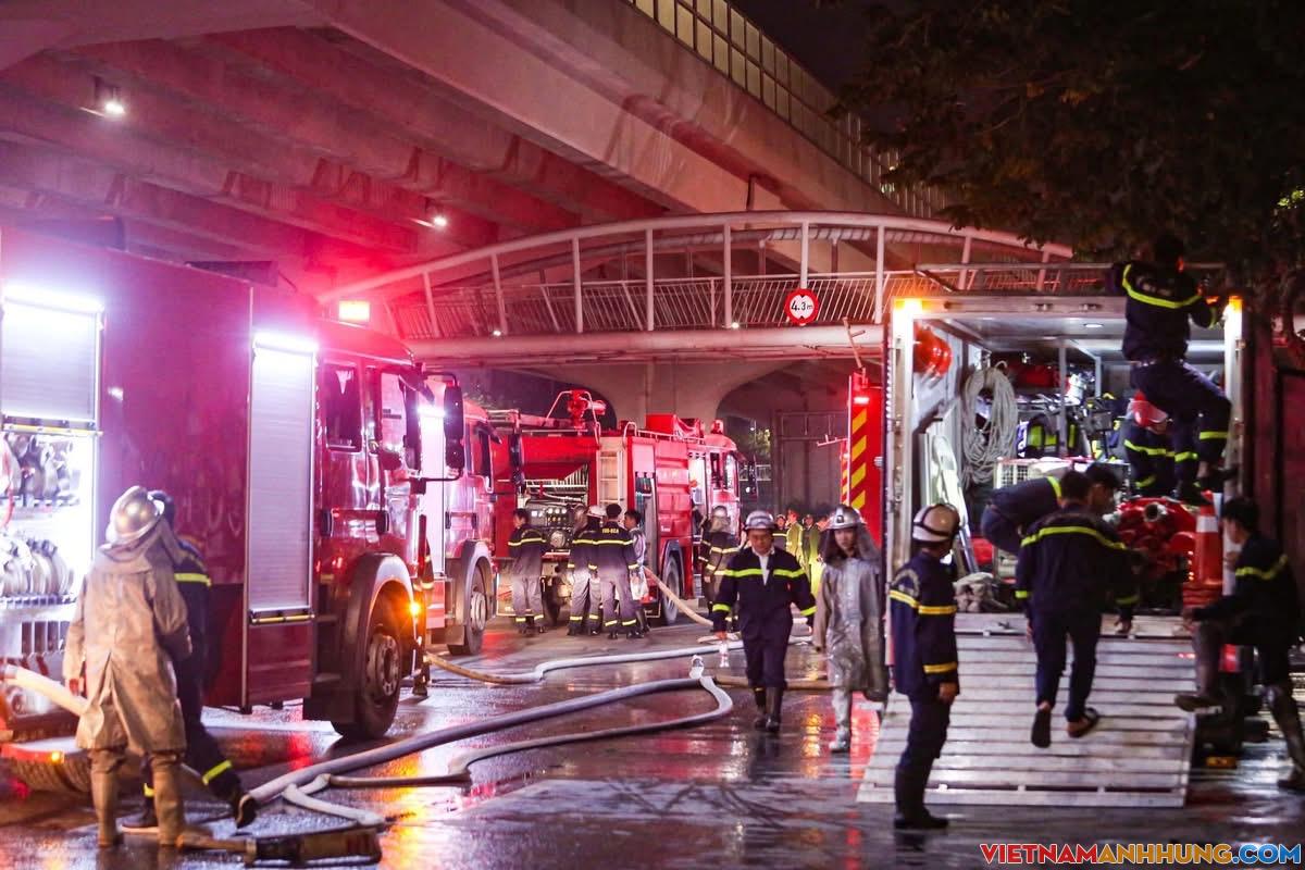 Khởi tố kẻ đốt quán cà phê làm 11 người chết