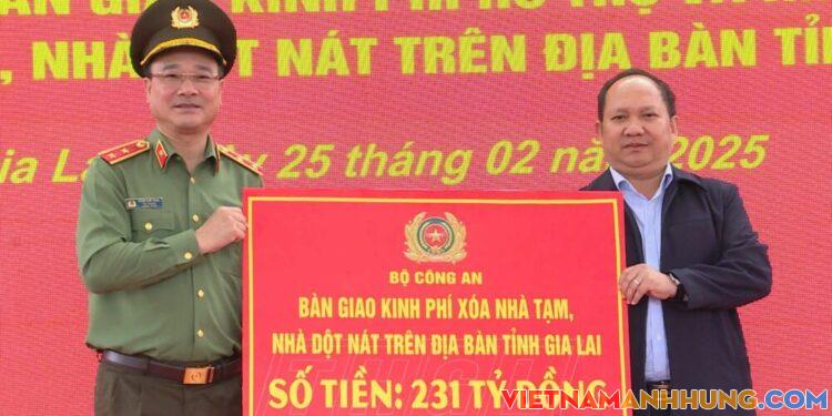 Bộ Công an hỗ trợ 231 tỷ đồng xóa nhà tạm, nhà dột nát tại Gia Lai